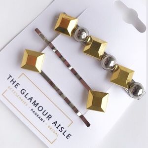 Gold and silver platee